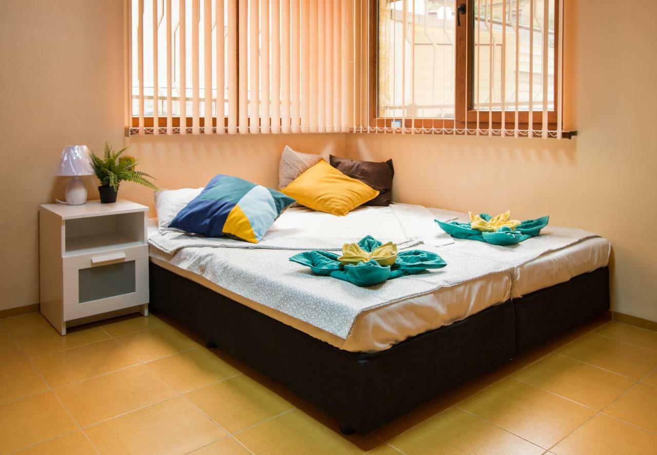 The Rocky House - Central & Private 2Bdr By Flat Mаnager Plovdiv Esterno foto