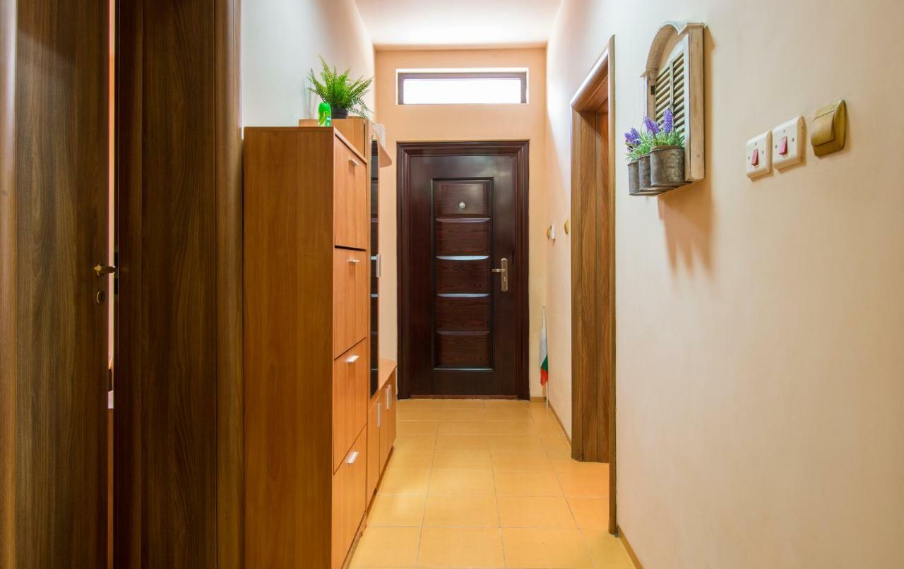 The Rocky House - Central & Private 2Bdr By Flat Mаnager Plovdiv Esterno foto