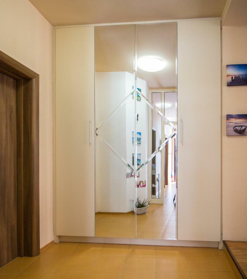 The Rocky House - Central & Private 2Bdr By Flat Mаnager Plovdiv Esterno foto