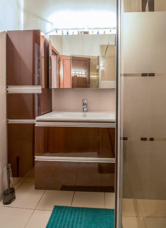 The Rocky House - Central & Private 2Bdr By Flat Mаnager Plovdiv Esterno foto